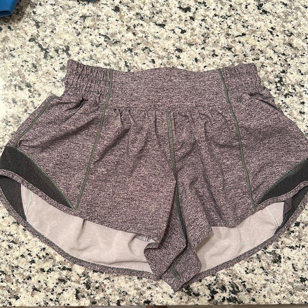 Hotty hot shorts size 4